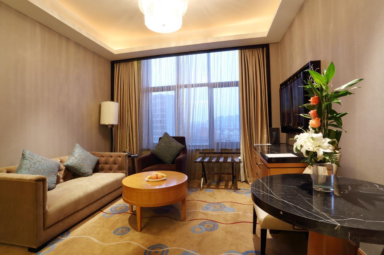 Howard Johnson Kaina Plaza Changzhou Hotel Changzhou  Bagian luar foto