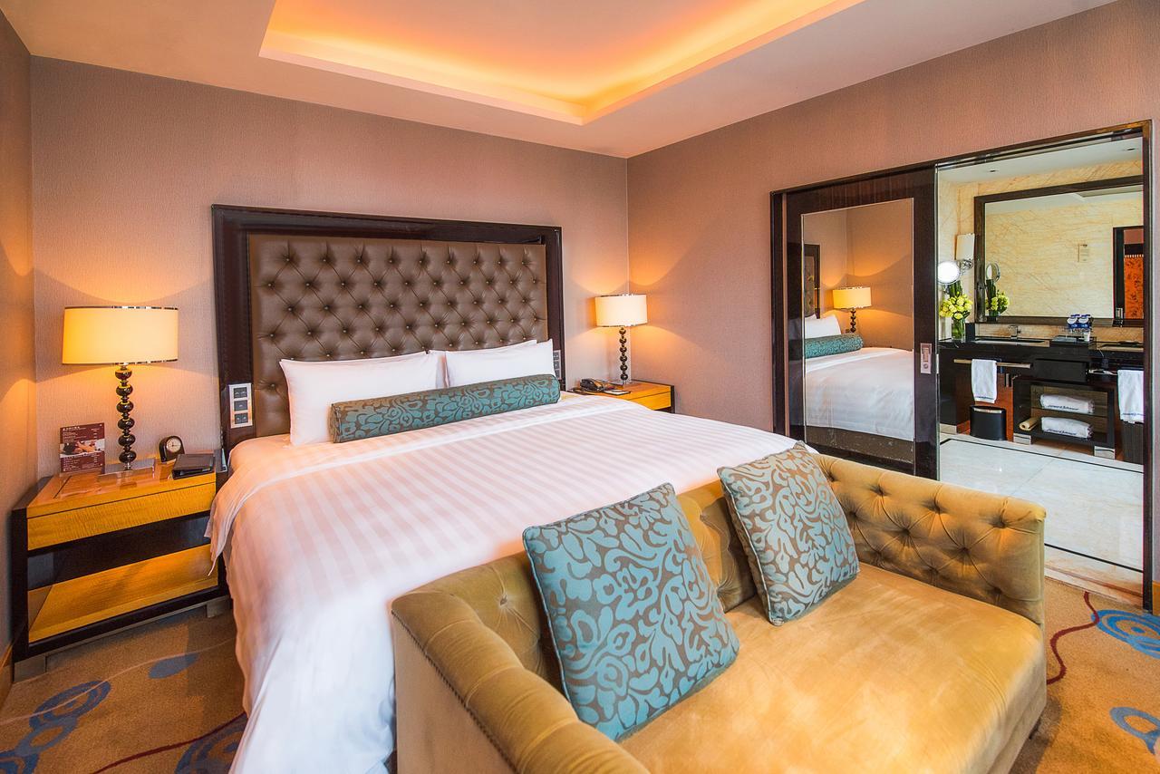Howard Johnson Kaina Plaza Changzhou Changzhou  Bagian luar foto