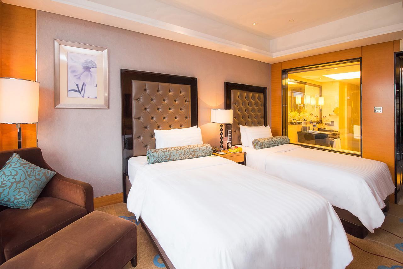 Howard Johnson Kaina Plaza Changzhou Changzhou  Bagian luar foto